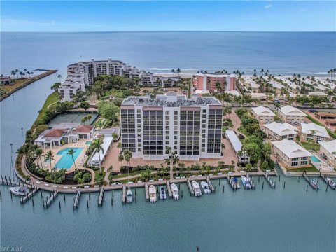 Moorings Naples Florida Condos for Sale