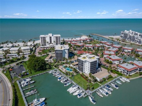 Moorings Naples Florida Condos for Sale