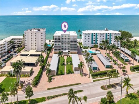 Moorings Naples Florida Condos for Sale