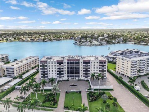 Moorings Naples Florida Condos for Sale