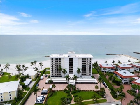 Moorings Naples Florida Condos for Sale