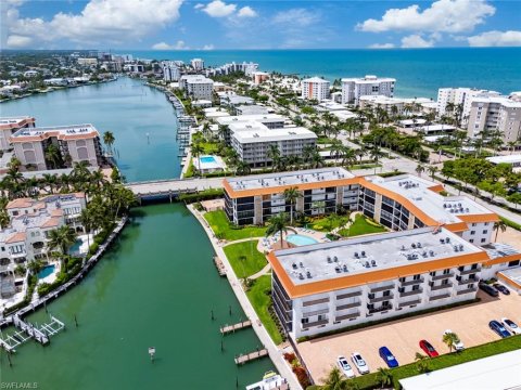 Moorings Naples Florida Condos for Sale