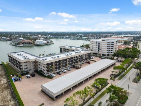 Moorings Naples Florida Condos for Sale