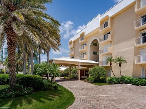 Moorings Naples Florida Condos for Sale