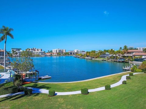 Moorings Naples Florida Condos for Sale