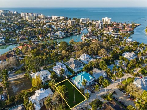 Moorings Naples Florida Real Estate