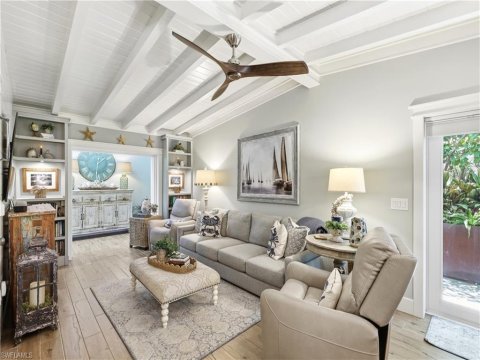 Myrtle Terrace Naples Real Estate