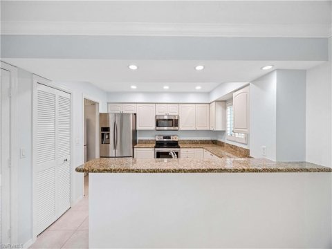 Naples Bath And Tennis Naples Florida Condos for Sale