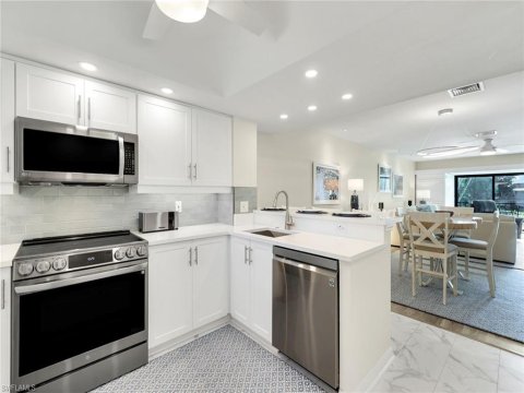 Naples Bath And Tennis Real Estate