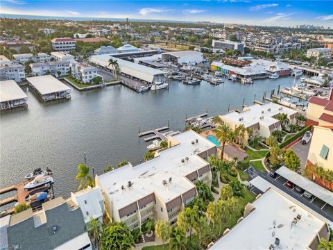 Naples Bay Club Naples Florida Condos for Sale