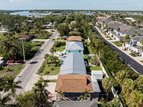 Naples Bayview Naples Real Estate