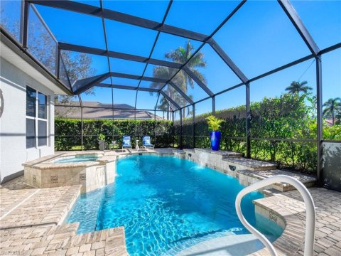 Naples Lakes Country Club Real Estate