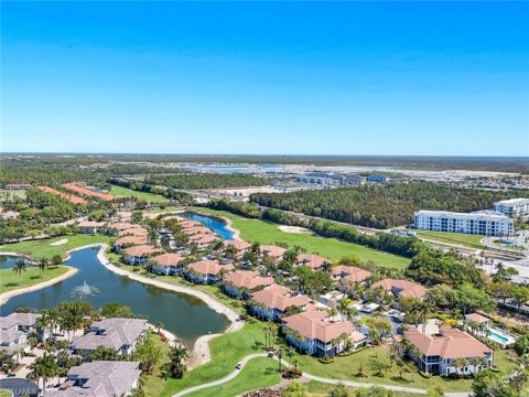 Naples Lakes Country Club Real Estate