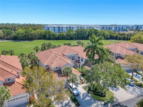 Naples Lakes Country Club Real Estate