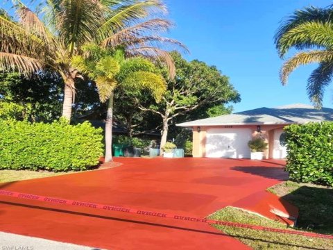 Naples Manor Real Estate