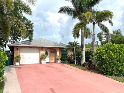 Naples Manor Real Estate