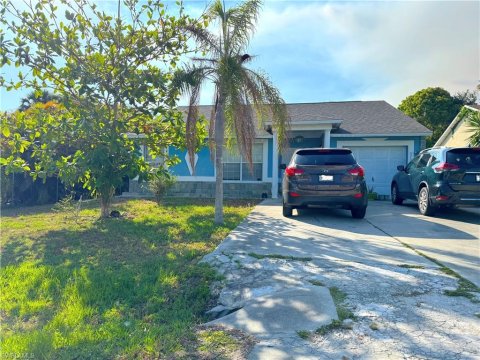 Naples Manor Real Estate