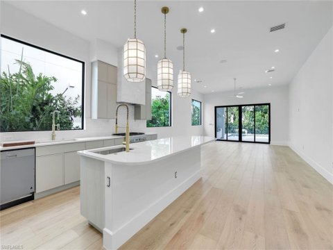 Naples Park Naples Real Estate