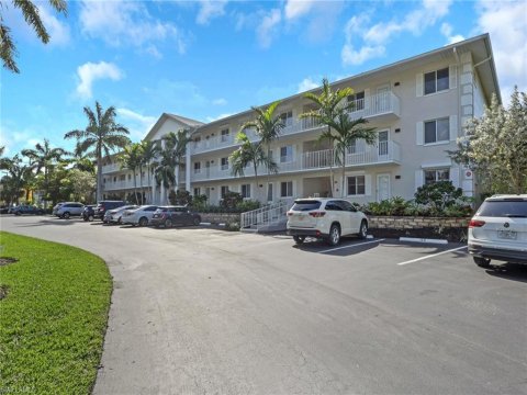 Naples Sandpiper Bay Club Naples Florida Condos for Sale