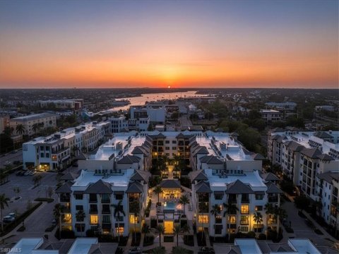 Naples Square Naples Florida Real Estate