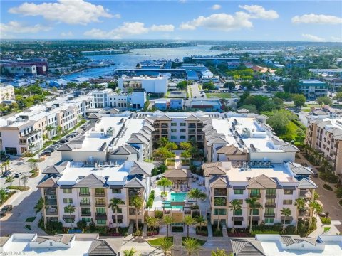 Naples Square Real Estate