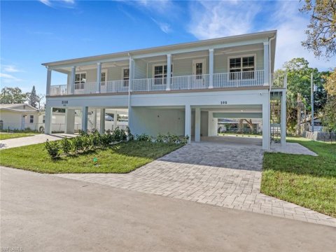 Naples Villas Real Estate