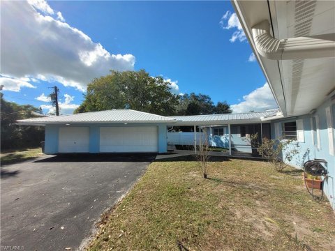 Nuttinglikit Grove Bonita Springs Real Estate