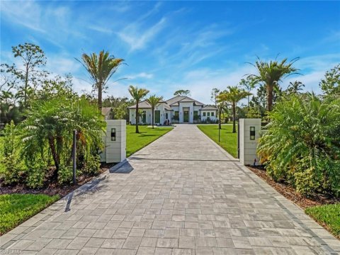 Oakes Estates Naples Florida Homes for Sale
