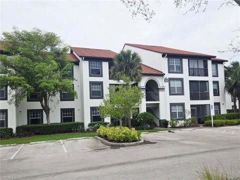 Old Cypress Naples Real Estate