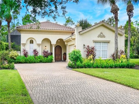 Olde Cypress Naples Florida Homes for Sale