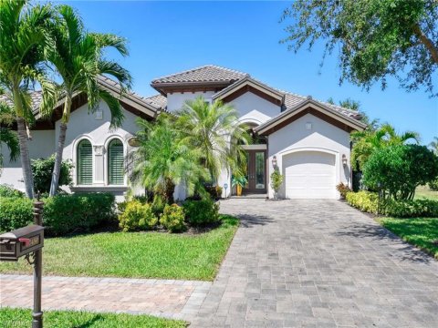 Olde Cypress Naples Florida Homes for Sale