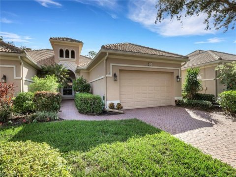 Olde Cypress Naples Florida Homes for Sale