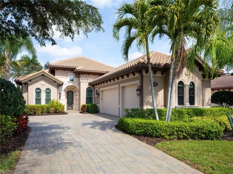 Olde Cypress Naples Florida Homes for Sale