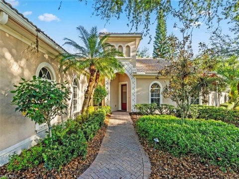 Olde Cypress Naples Real Estate