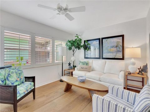 Olde Naples Naples Florida Condos for Sale