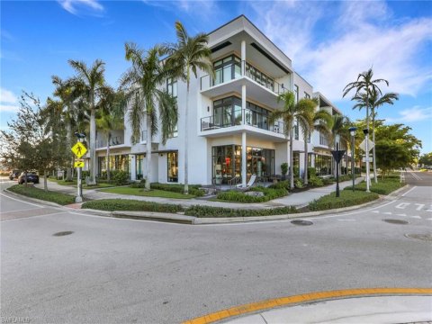 Olde Naples Naples Florida Condos for Sale
