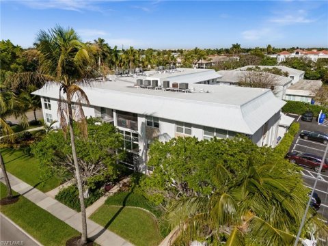 Olde Naples Naples Florida Condos for Sale