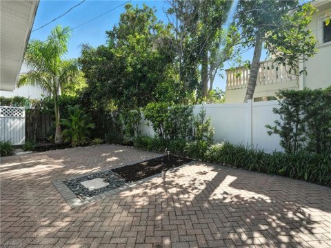 Olde Naples Naples Real Estate