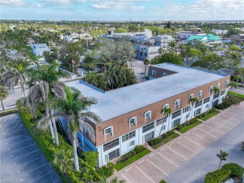 Olde Naples Naples Real Estate