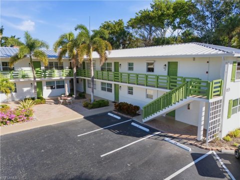 Olde Naples Naples Real Estate