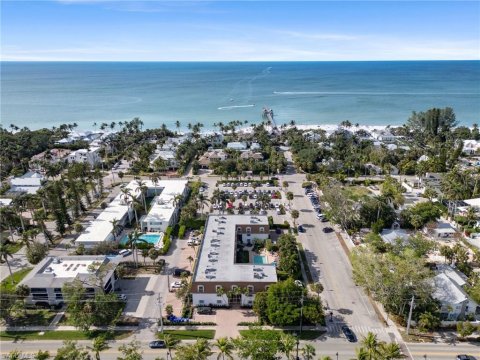 Olde Naples Naples Real Estate