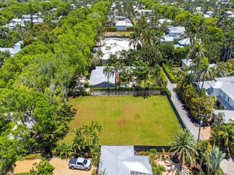 Olde Naples Real Estate