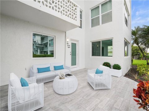 Olde Naples Real Estate