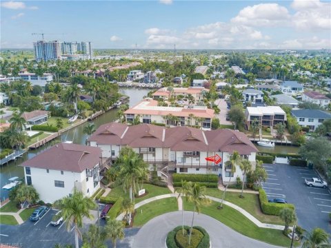 Oyster Bay Naples Florida Condos for Sale