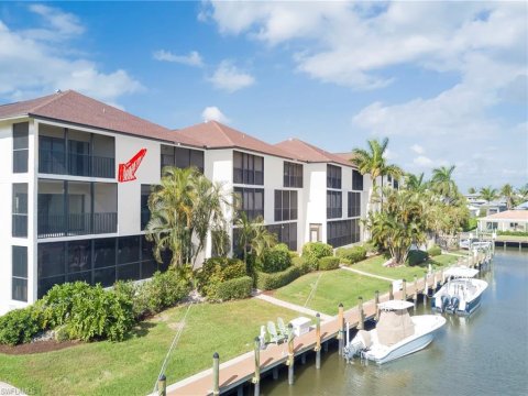 Oyster Bay Naples Florida Condos for Sale