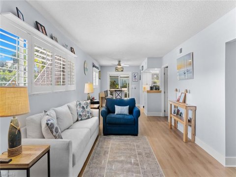 Oyster Bay Naples Florida Condos for Sale