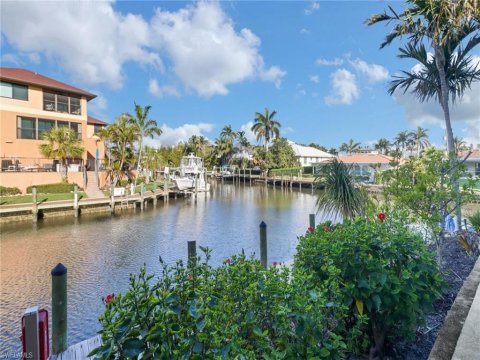 Oyster Bay Naples Real Estate