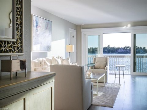 Oyster Bay Naples Real Estate