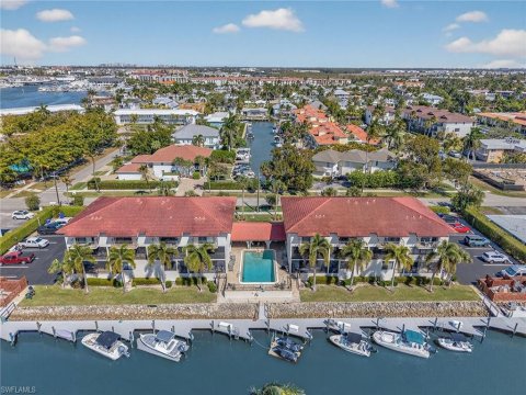 Oyster Bay Naples Real Estate