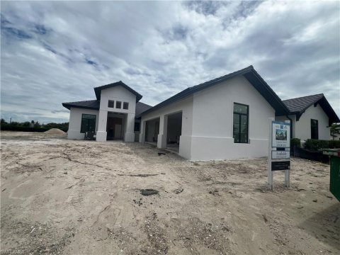 Palisades Real Estate